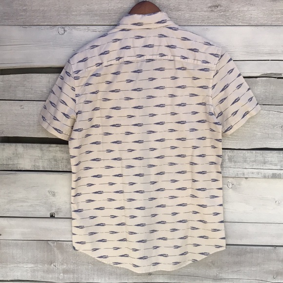 NWT American Eagle Men’s S Cream & Navy Retro Print Casual Button-Up Shirt - Picture 5 of 8